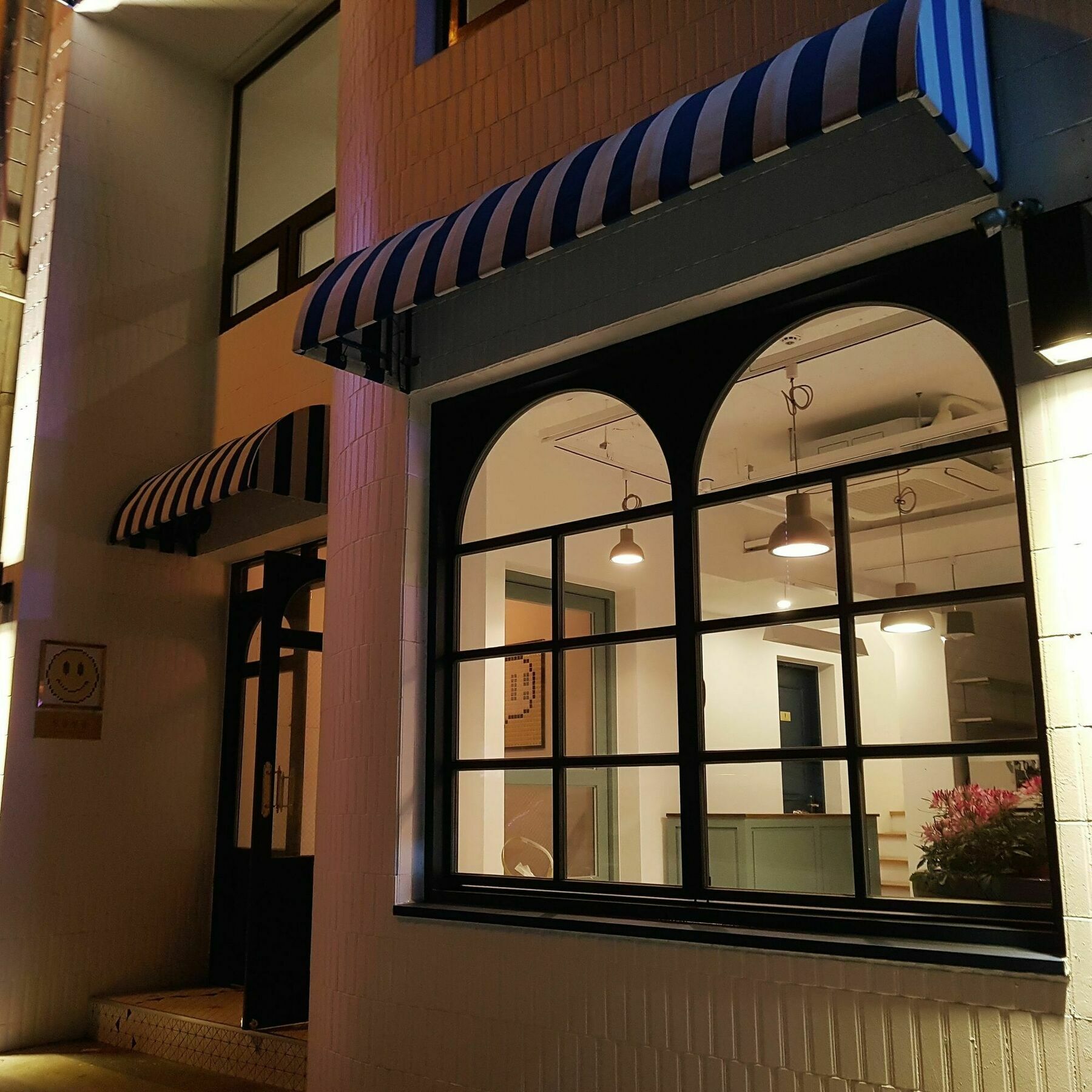 Hostel Single Single Ciudad Metropolitana de Ciudad Metropolitana de Busan Exterior foto